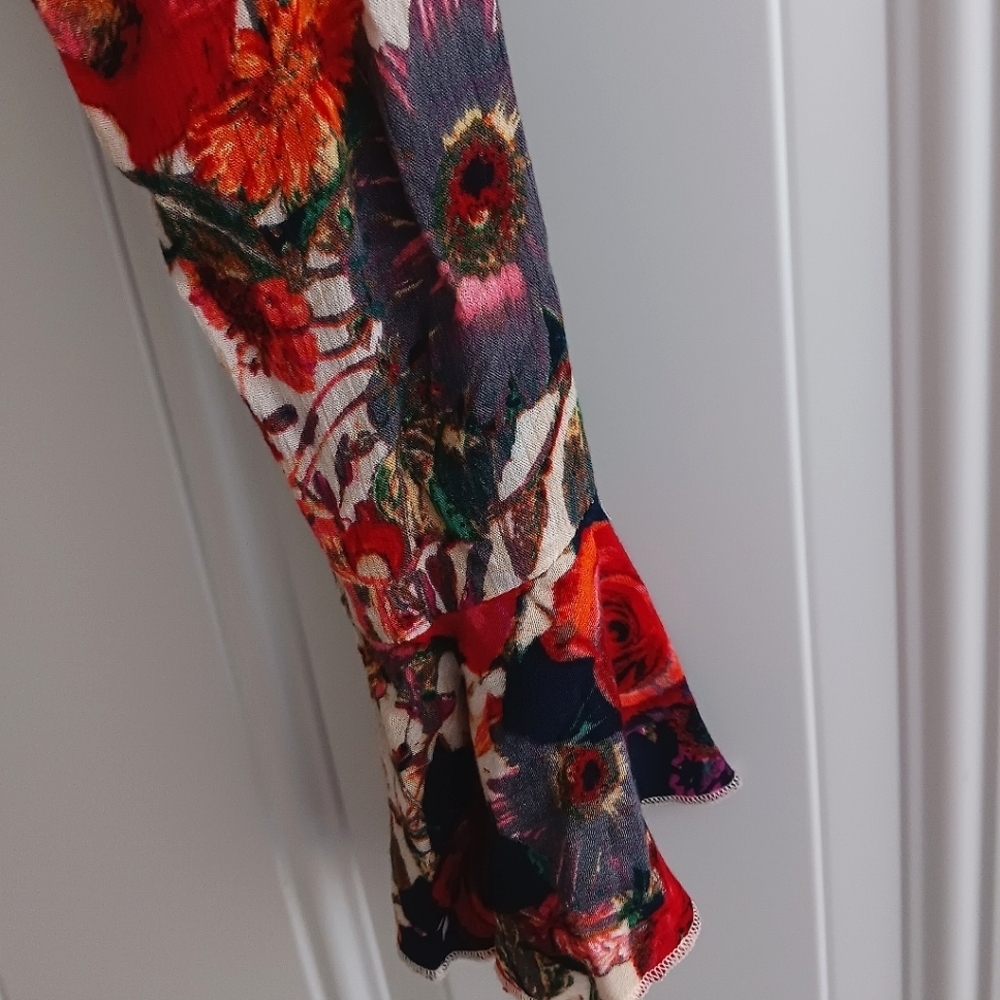Umgee| Floral Lace Long Sleeve Dress Bell Sleeve Sz Small Tiered Boho Feminine - Picture 6 of 8